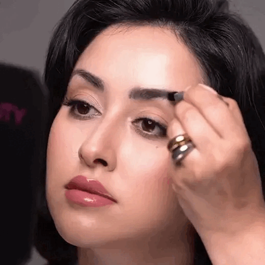 Delineador de Cejas BrowMaster™