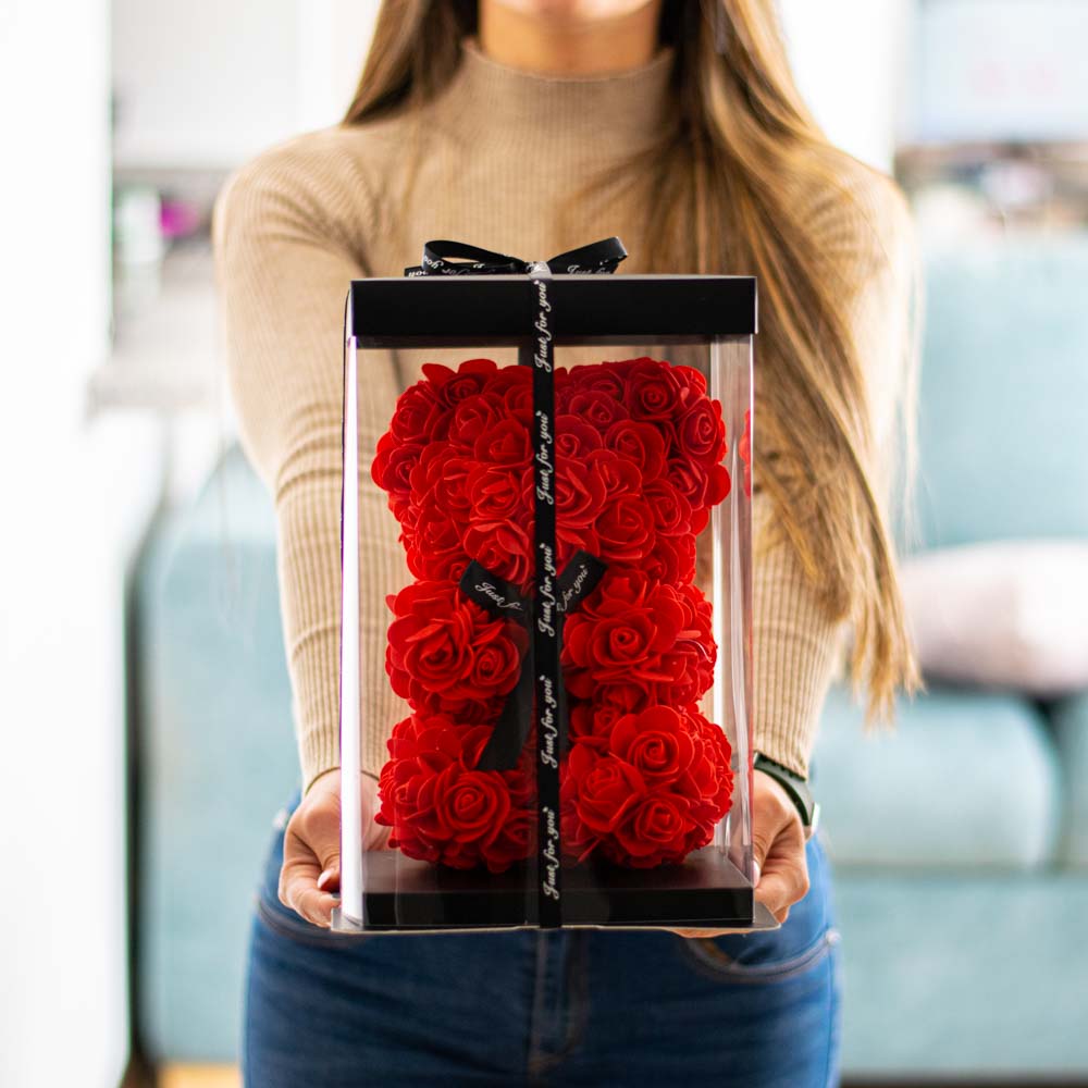 Oso de Rosas Artificiales + Caja de Regalo